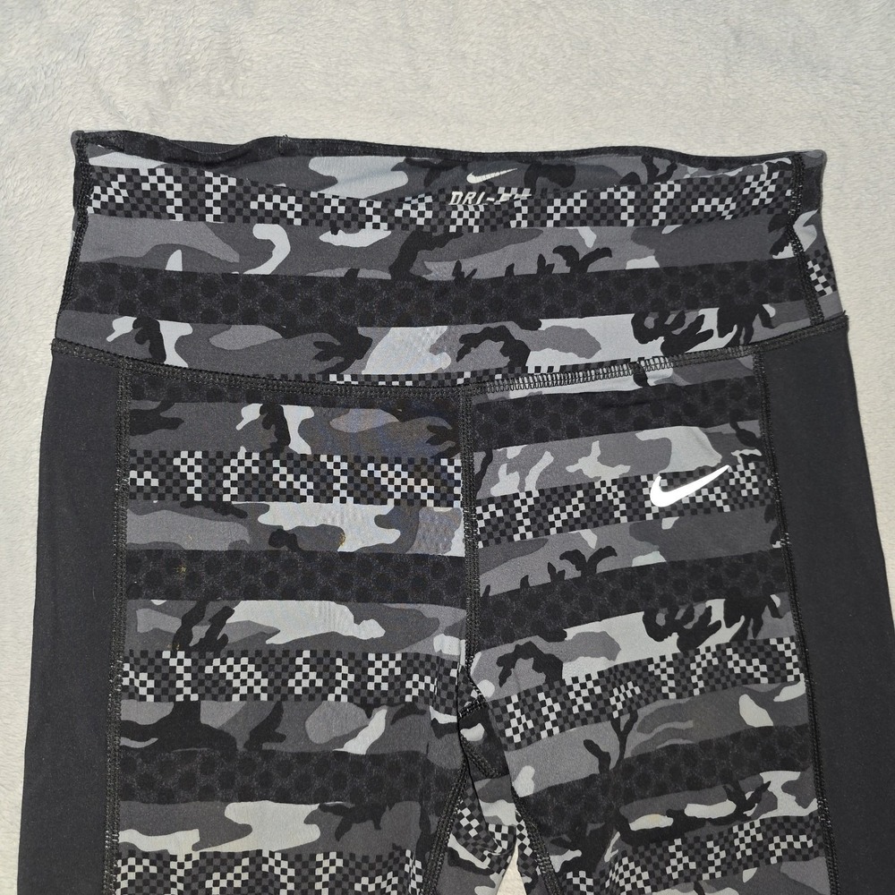 Nike Pro Dri-FIT Leggings Womens Small Black Gray Camoflage Compression Cropped